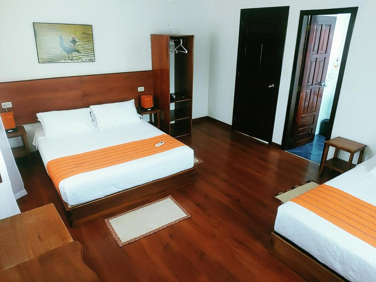 Hostal Tero Real 푸에르토빌라밀 외부 사진