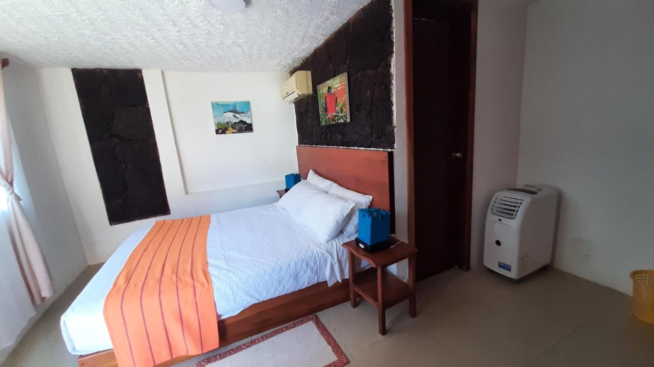 Hostal Tero Real 푸에르토빌라밀 외부 사진