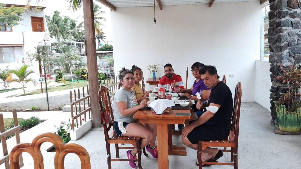 Hostal Tero Real 푸에르토빌라밀 외부 사진