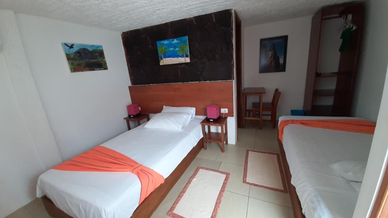 Hostal Tero Real 푸에르토빌라밀 외부 사진