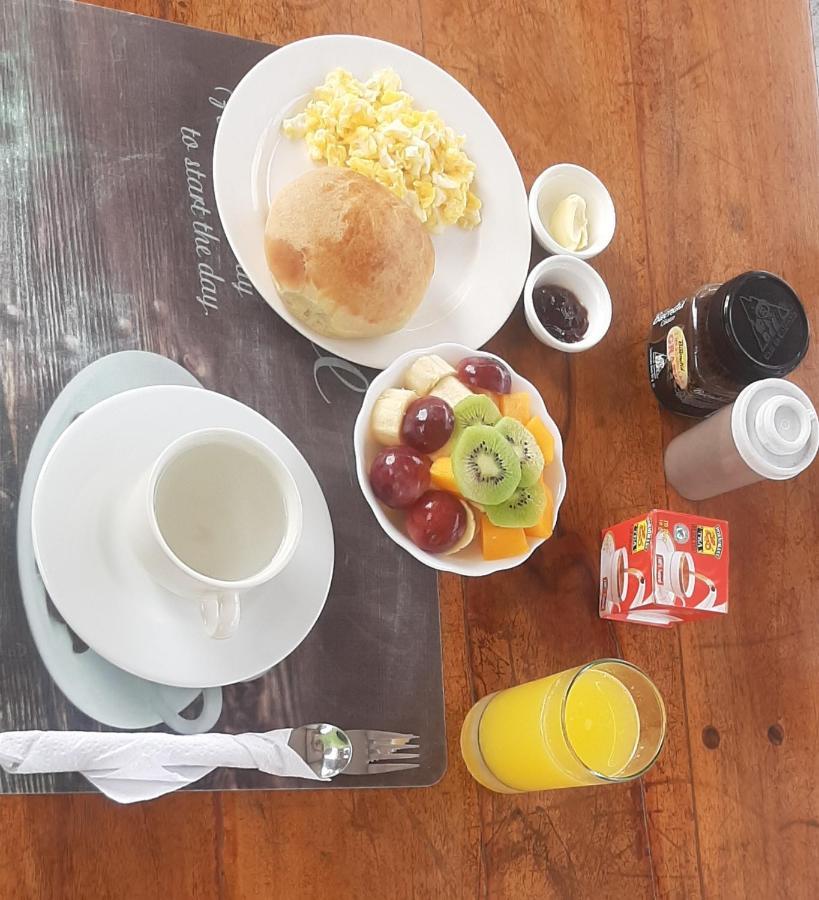 Hostal Tero Real 푸에르토빌라밀 외부 사진