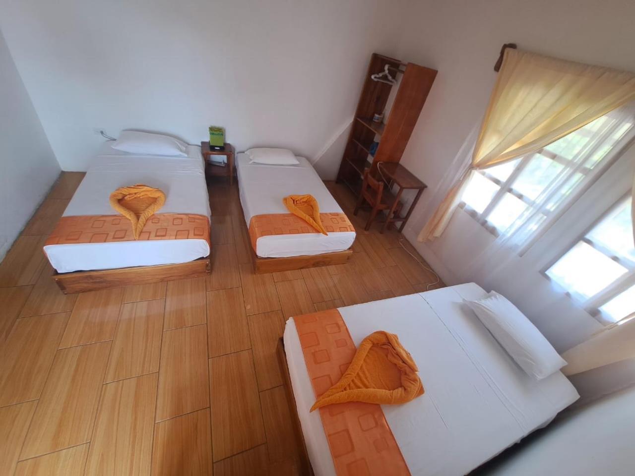 Hostal Tero Real 푸에르토빌라밀 외부 사진